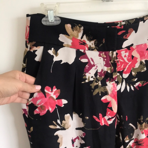 LOFT FLORAL WORK PANTS - Picture 2 of 6